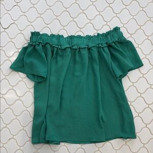 Entro Green Off-Shoulder Women's Top
